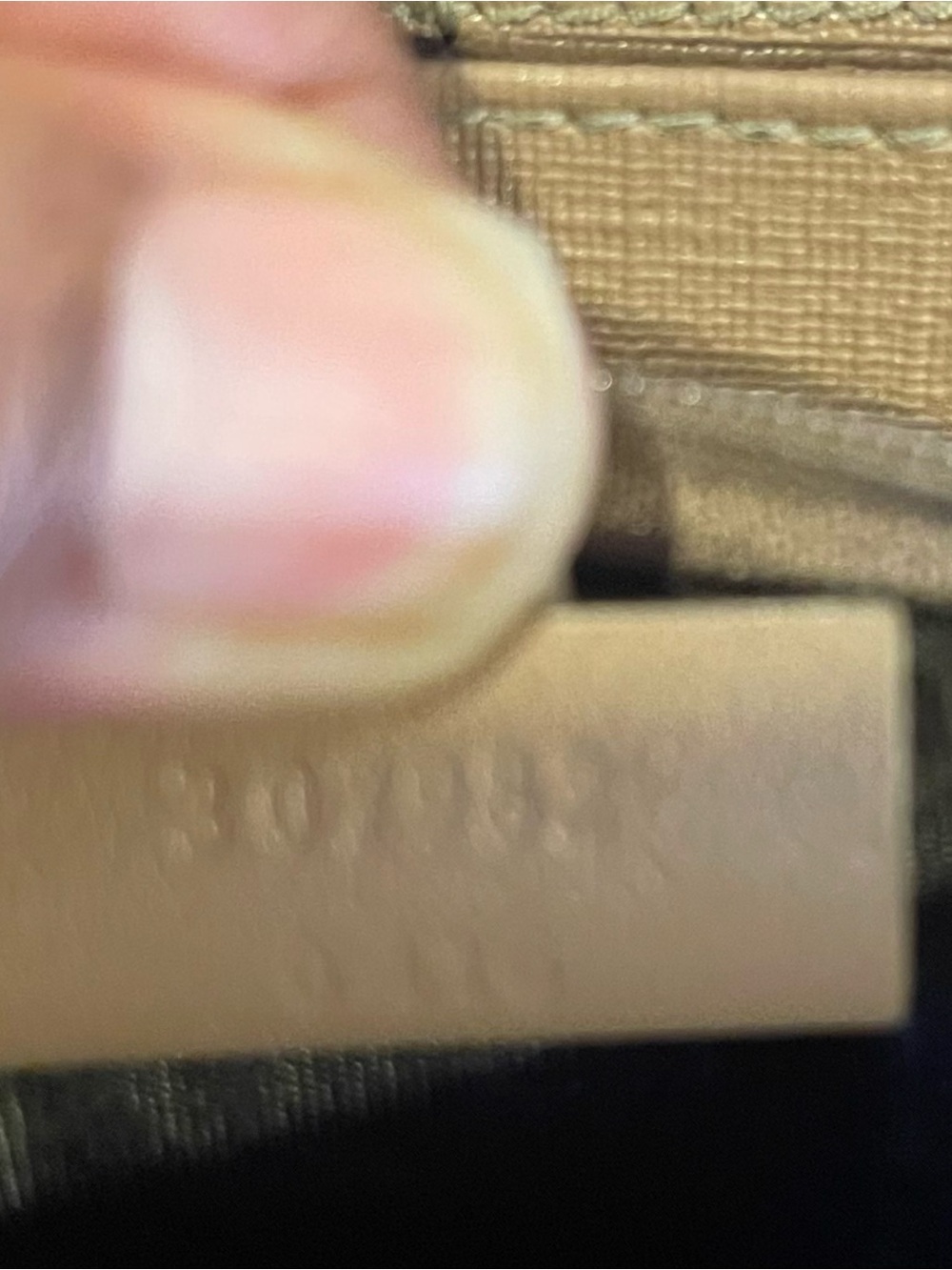 Gucci Beige GG Zip-Around Wallet with Gold Charm - Picture 15 of 15